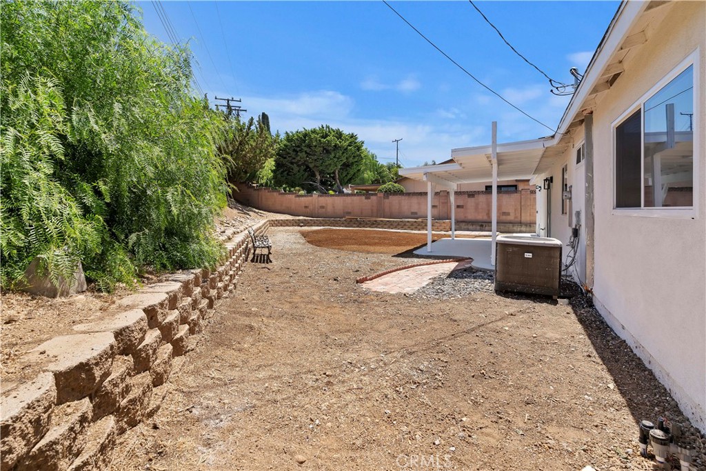 972 Appleton Property Photo 24