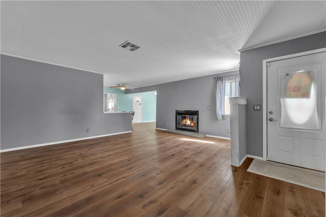9400 Kemper Road Property Photo 3