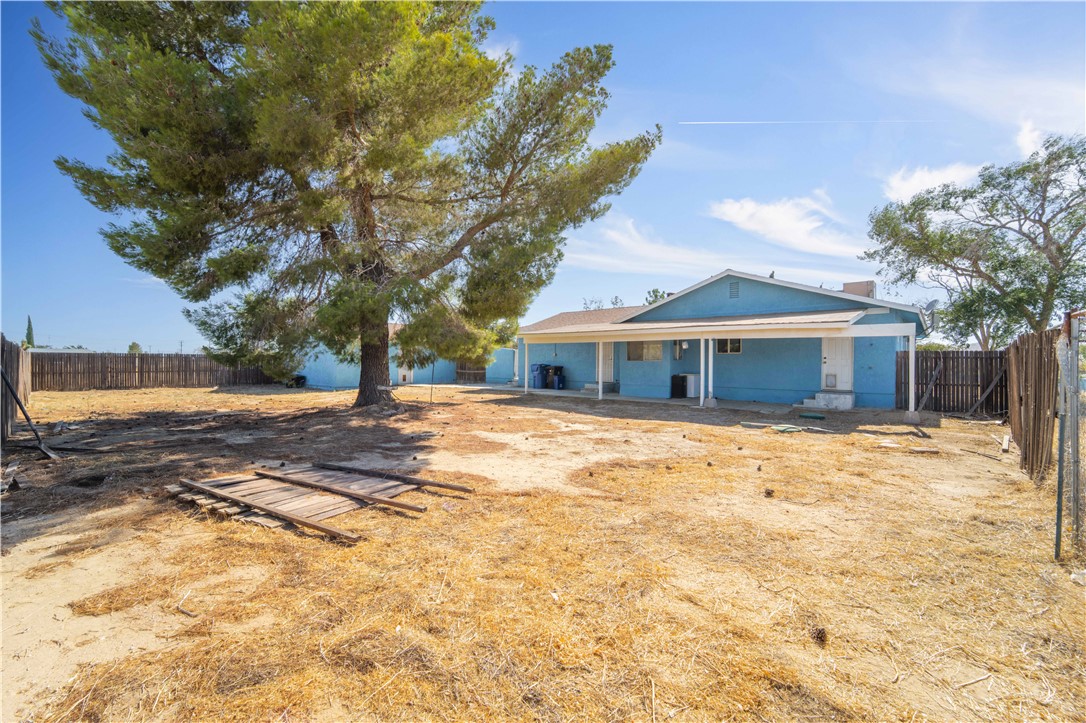 9400 Kemper Road Property Photo 21