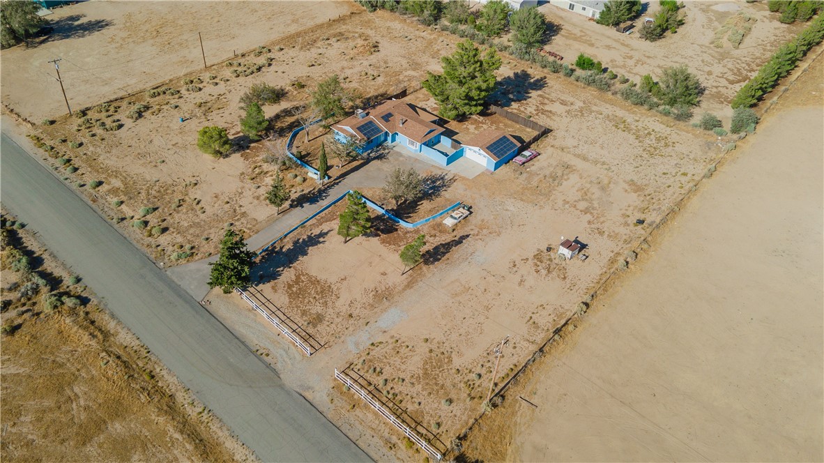 9400 Kemper Road Property Photo 28