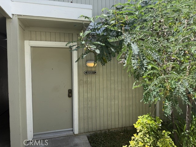 22135 Burbank Property Photo 2