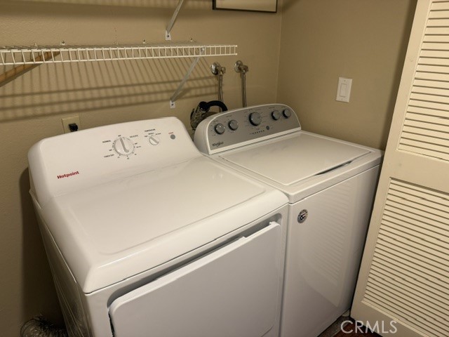 22135 Burbank Property Photo 3