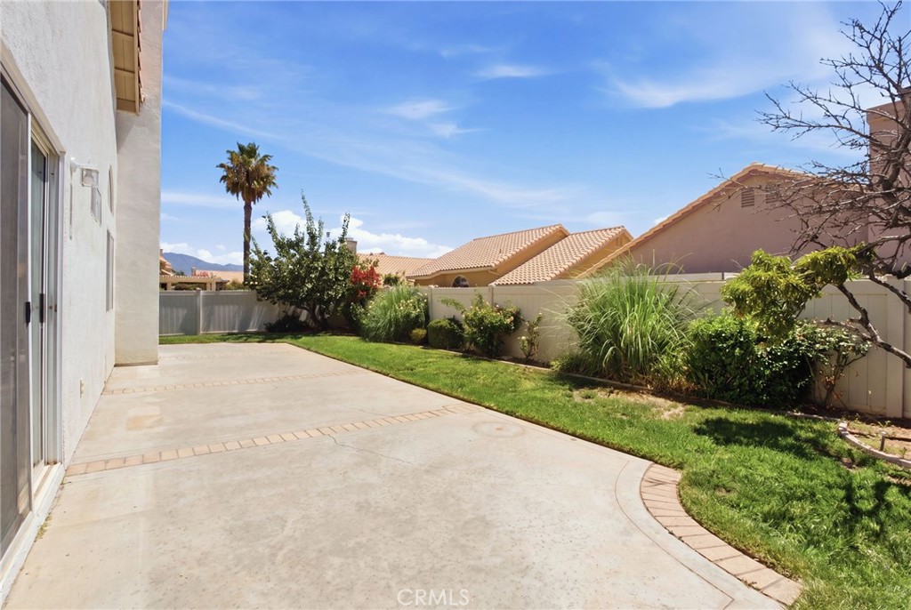 1198 Bel Air Court Property Photo 4