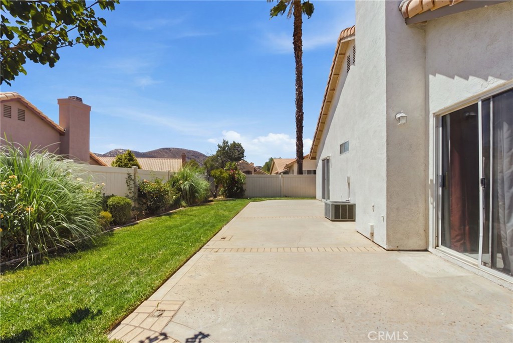 1198 Bel Air Court Property Photo 18