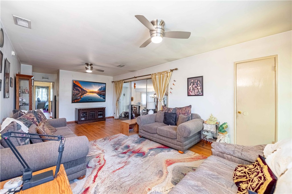 8531 Chimineas Avenue Property Photo 10