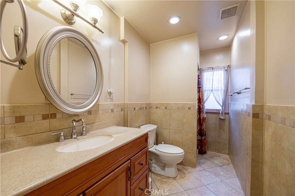 8531 Chimineas Avenue Property Photo 32