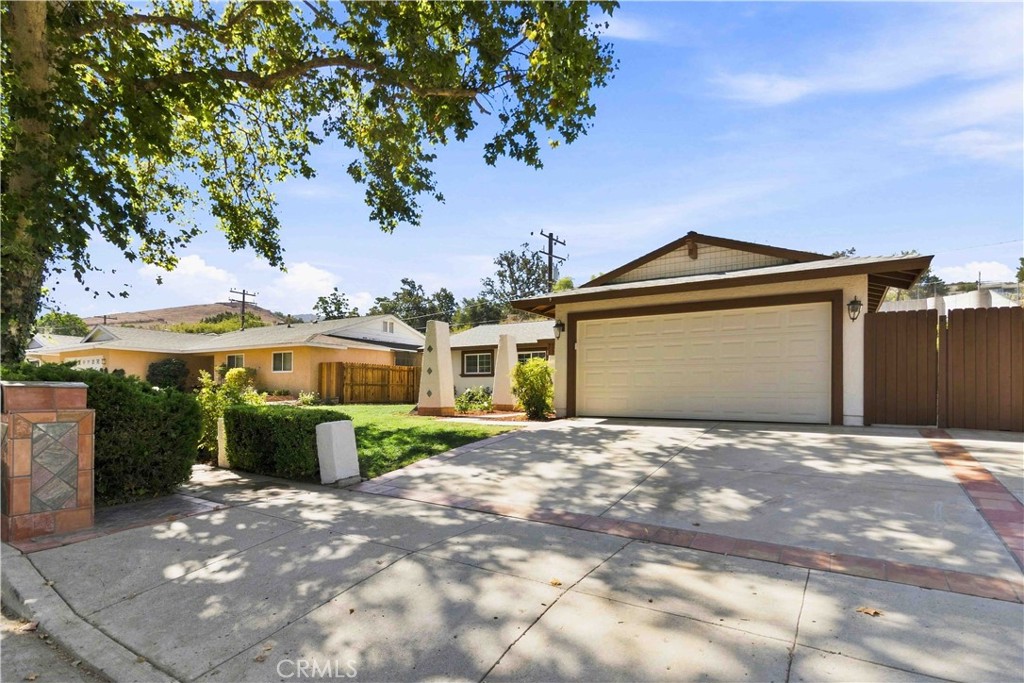5716 Katherine Property Photo 1