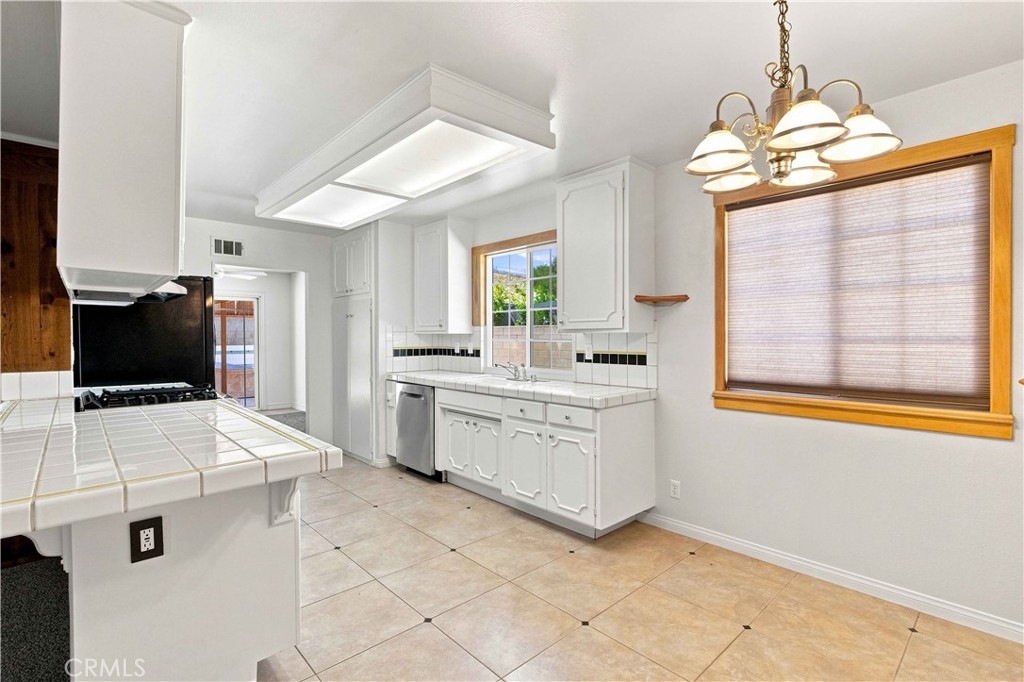 5716 Katherine Property Photo 17