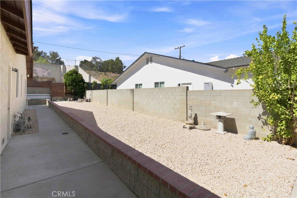 5716 Katherine Property Photo 26