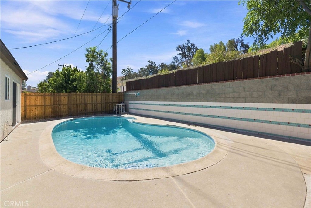 5716 Katherine Property Photo 29