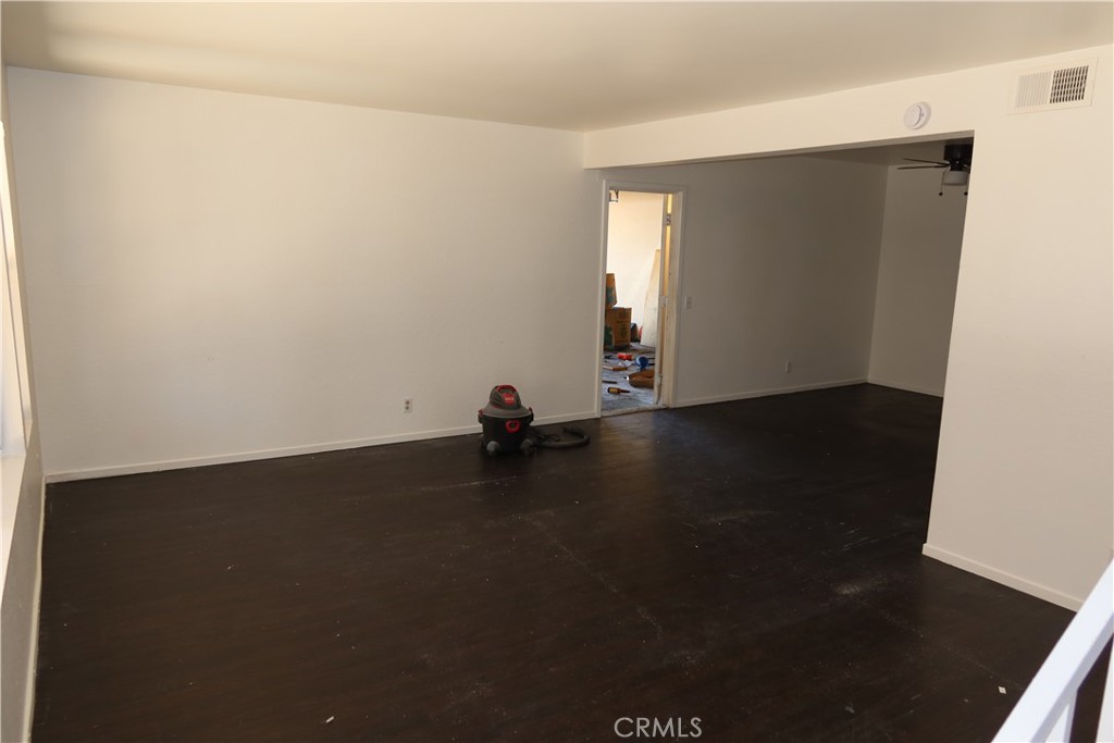 826 E Avenue J12 2 Property Photo 2