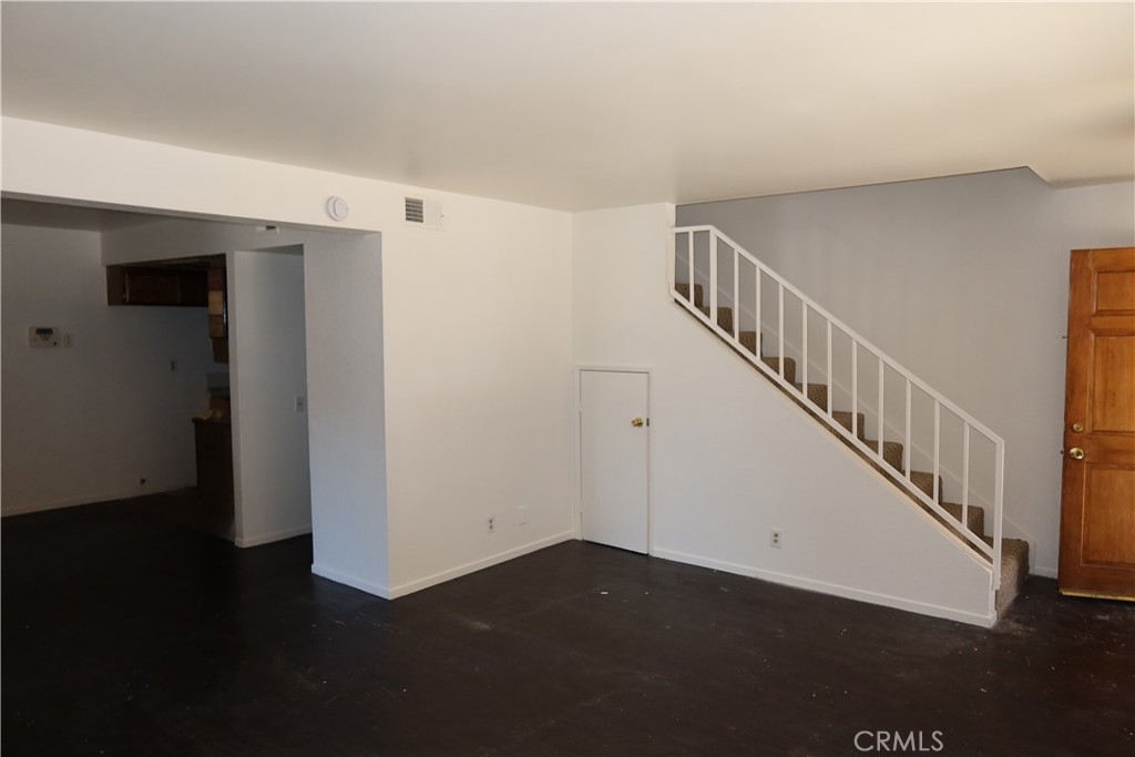 826 E Avenue J12 2 Property Photo 3