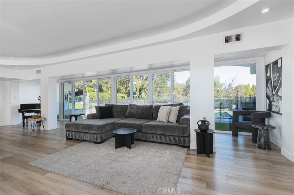 4620 Caritina Property Photo 10