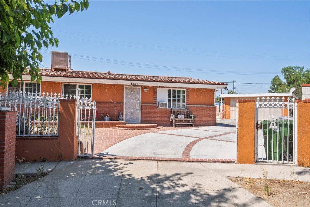 11887 Sproule Property Photo 1