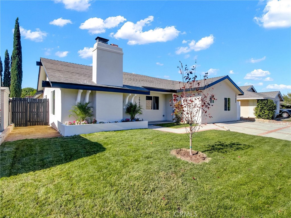 19604 Delight Street Property Photo 1
