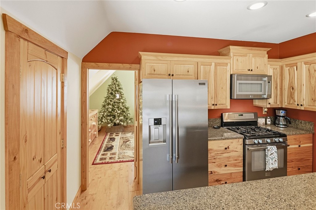 118 E Lane Property Photo 29