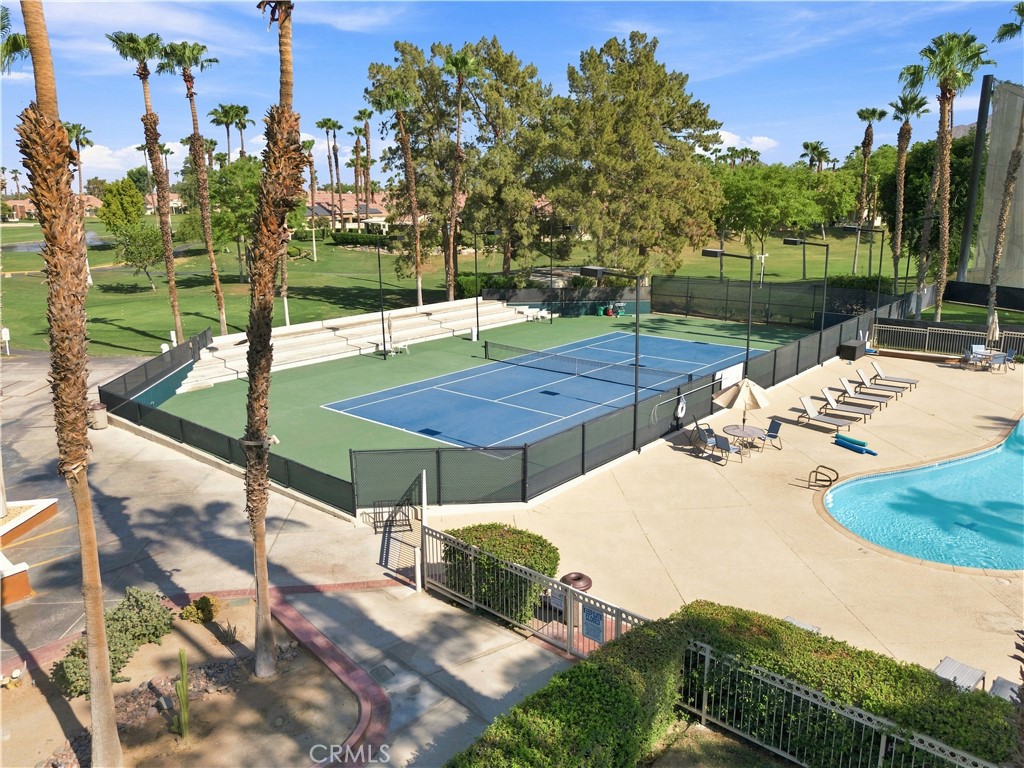76645 Sheba Way Property Photo 11