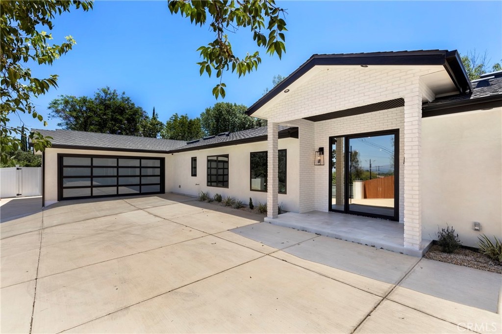 5200 Armida Drive Property Photo 3