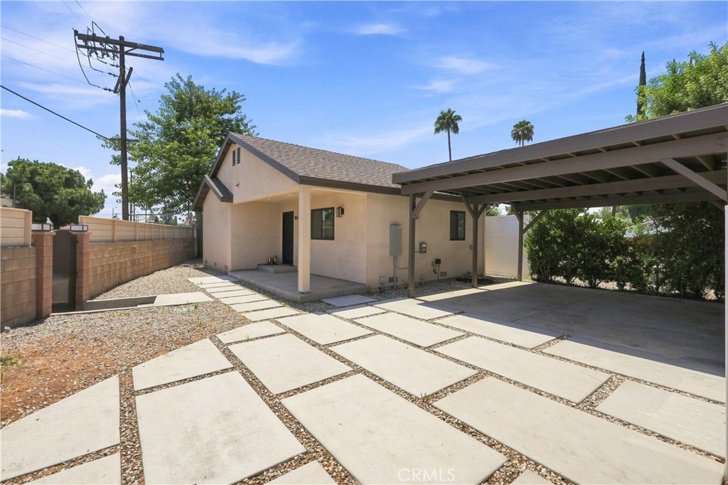 7635 Fallbrook Property Photo 23