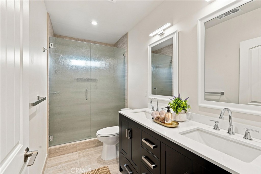7635 Fallbrook Property Photo 31