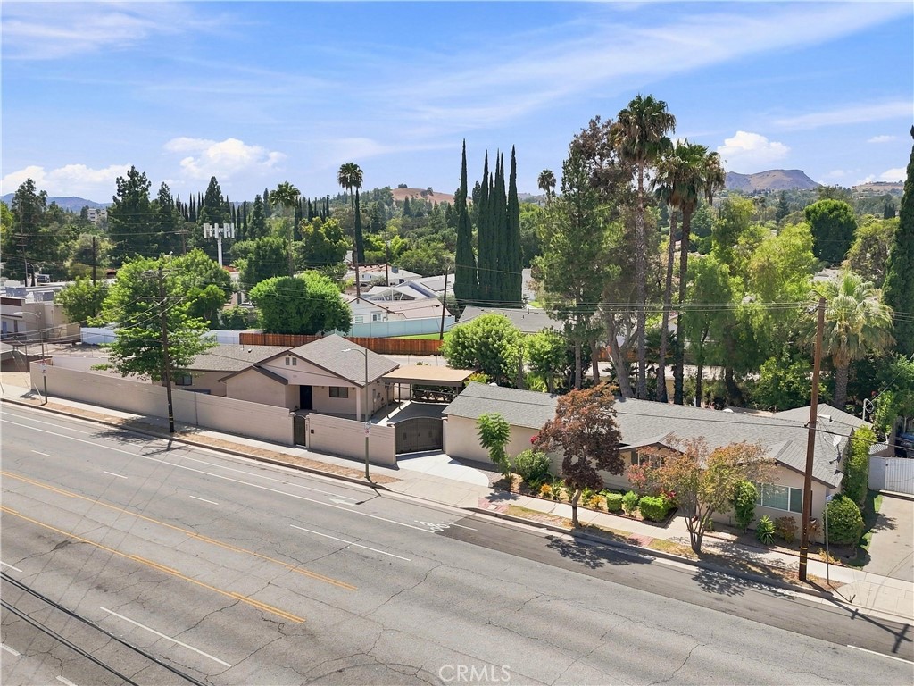 7635 Fallbrook Property Photo 36