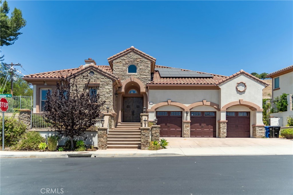2025 Lonestar Property Photo 1