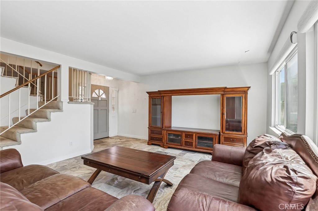 1215 Holt Property Photo 7