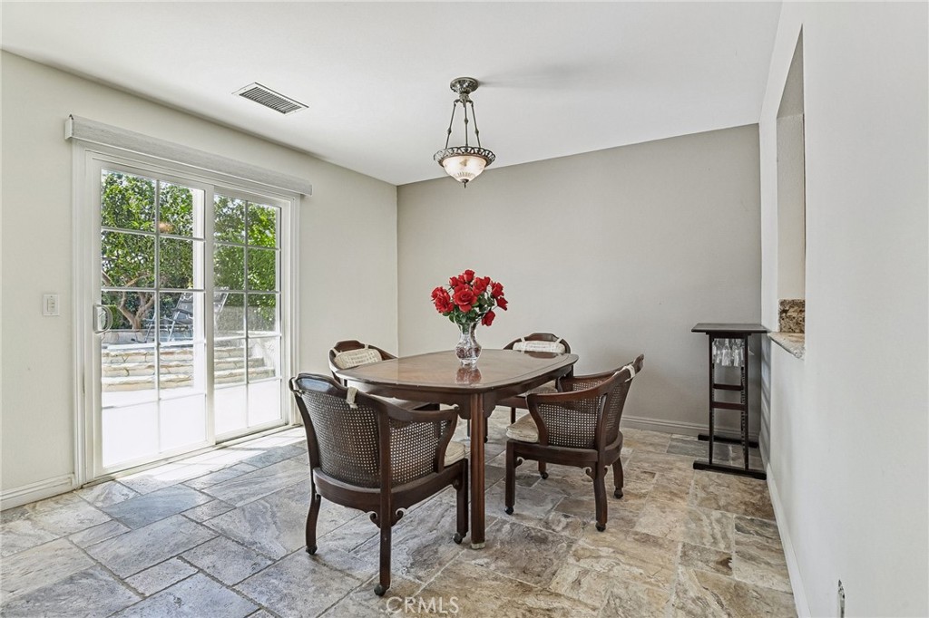 1215 Holt Property Photo 8