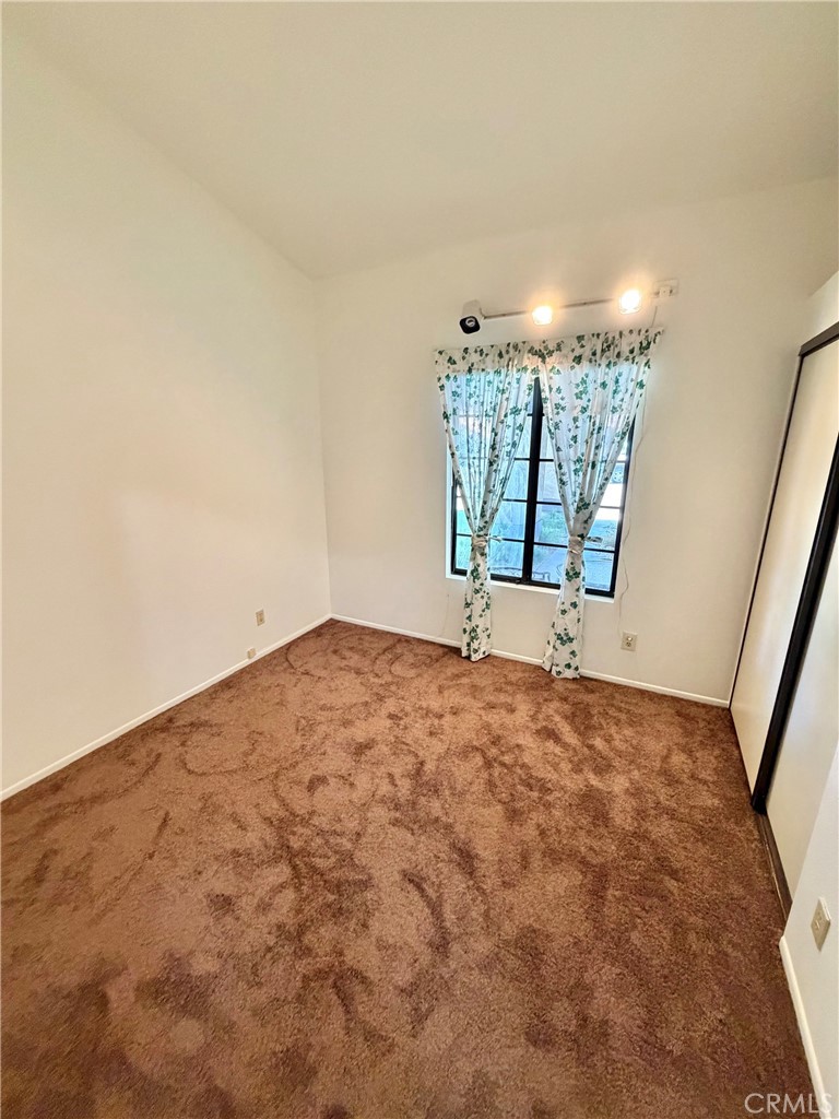 551 Sunrise Property Photo 15