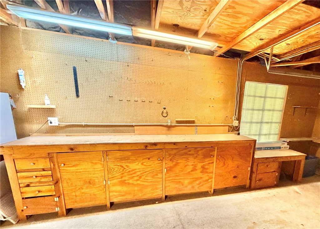 551 Sunrise Property Photo 22