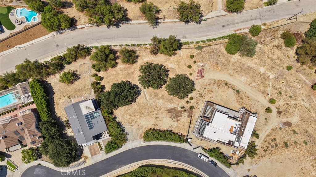 18169 Knoll Hill Property Photo 35