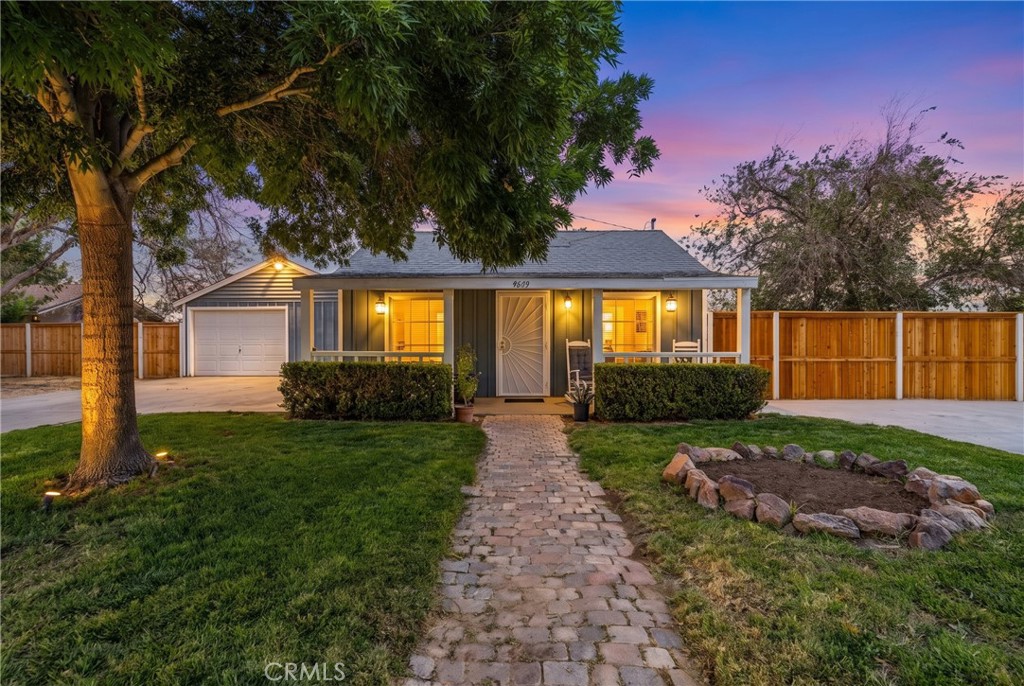 8663 W Avenue E8 Property Photo 1