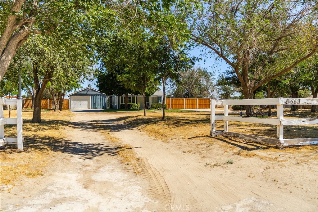 8663 W Avenue E8 Property Photo 3