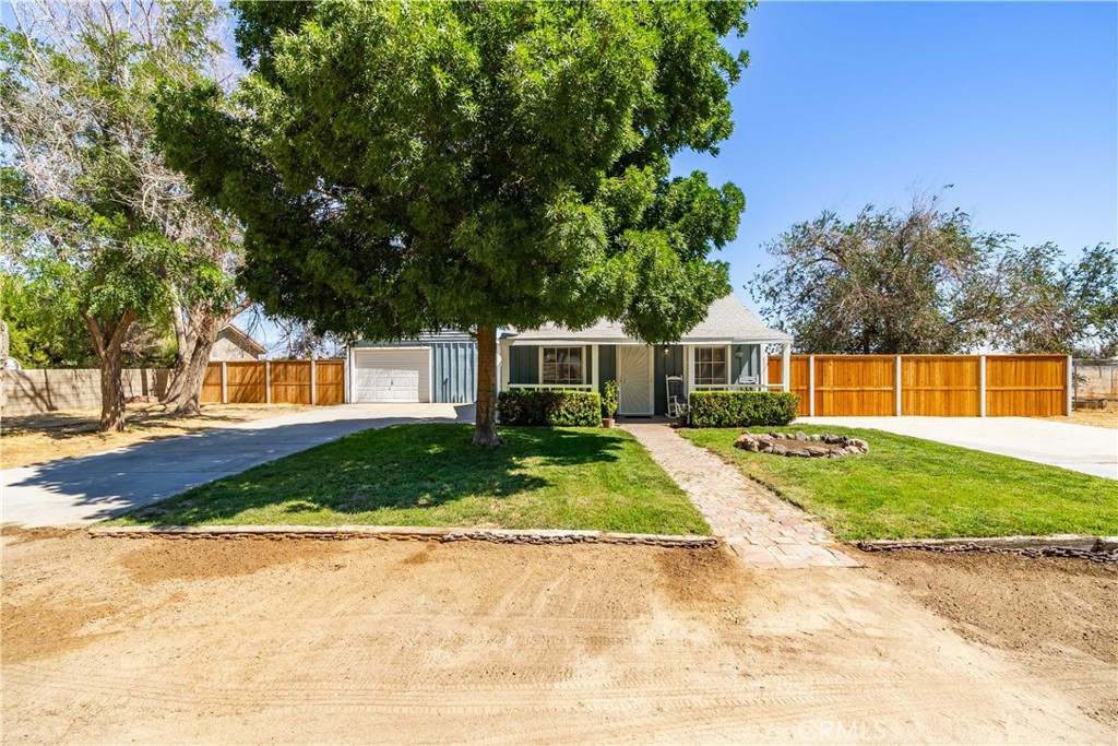 8663 W Avenue E8 Property Photo 7