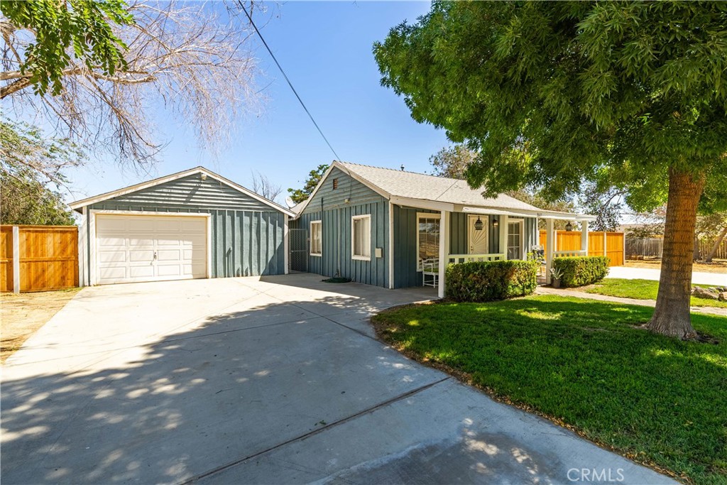 8663 W Avenue E8 Property Photo 8