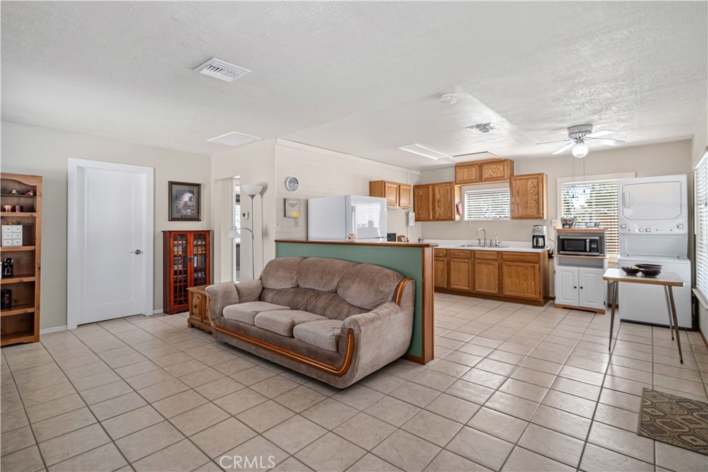 8663 W Avenue E8 Property Photo 15