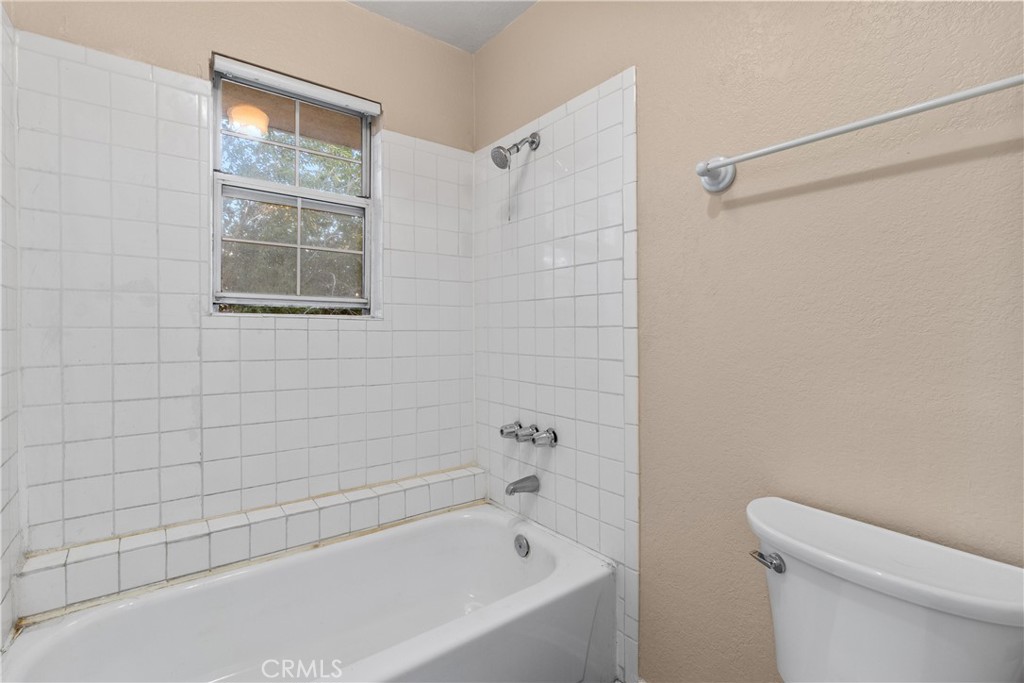 43675 Park Property Photo 17