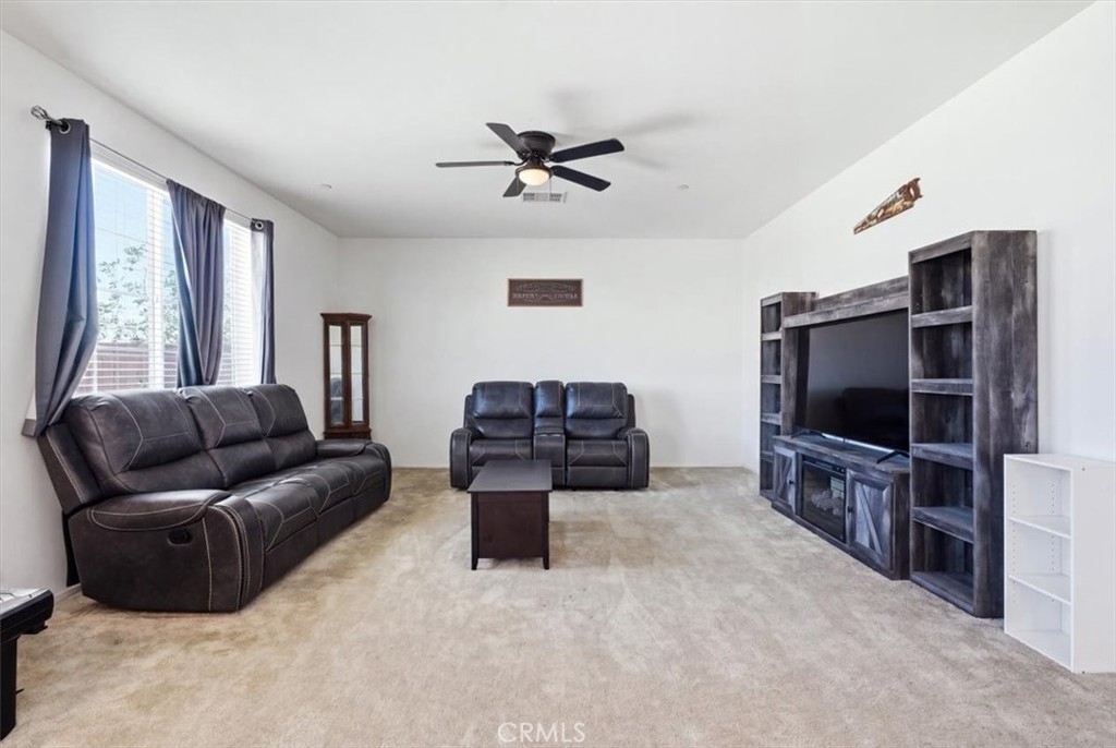 8873 Beacon Property Photo 5