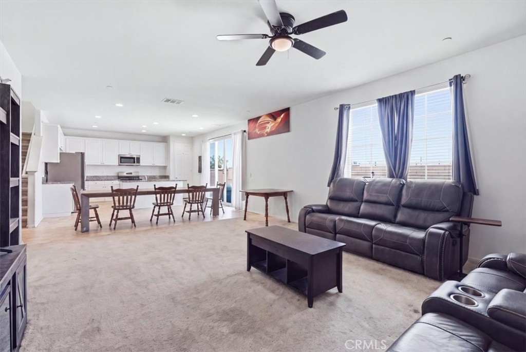 8873 Beacon Property Photo 6