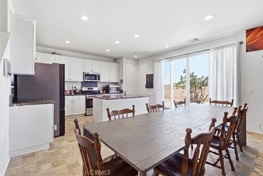 8873 Beacon Property Photo 10