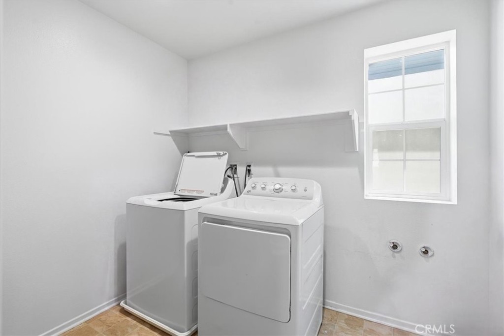 8873 Beacon Property Photo 36