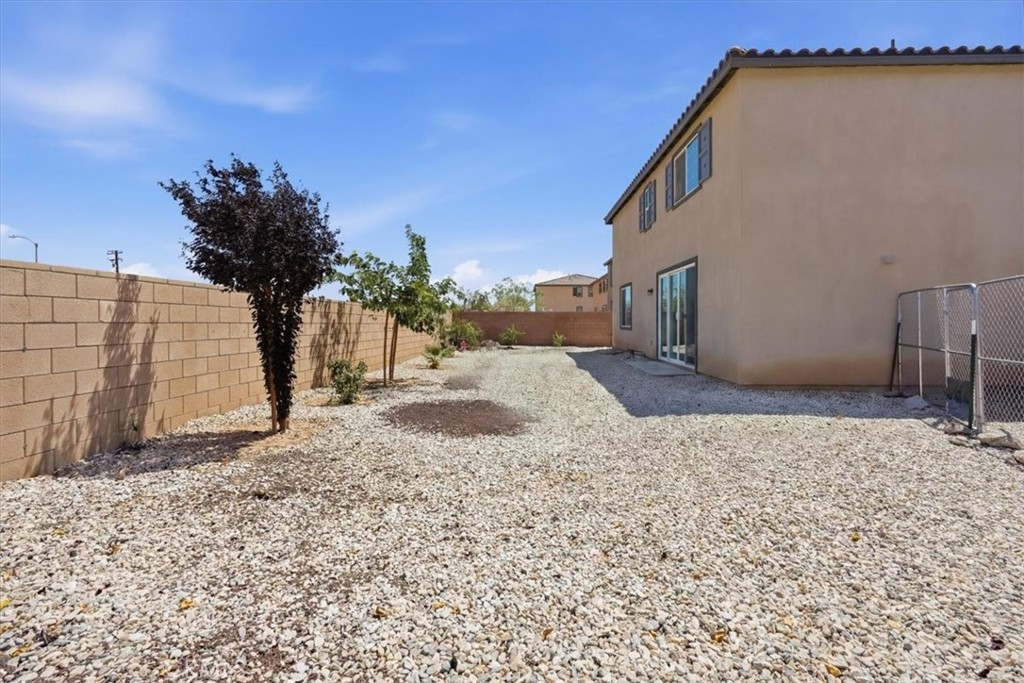 8873 Beacon Property Photo 42