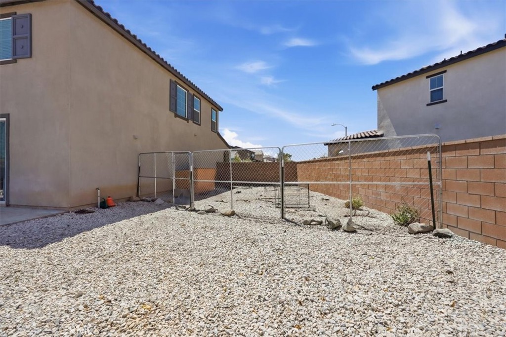 8873 Beacon Property Photo 44