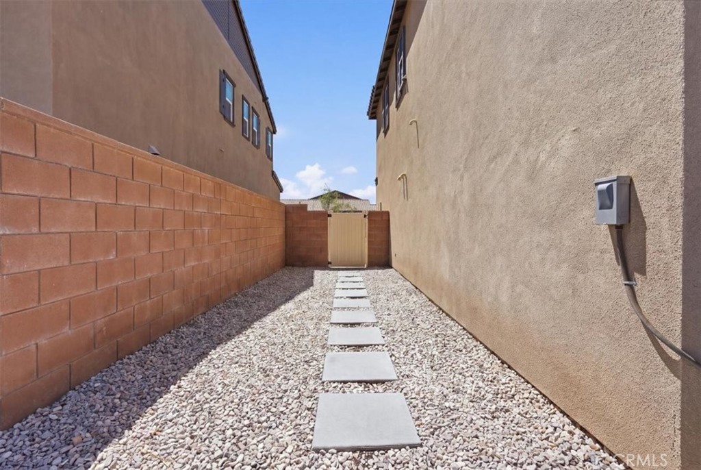 8873 Beacon Property Photo 46