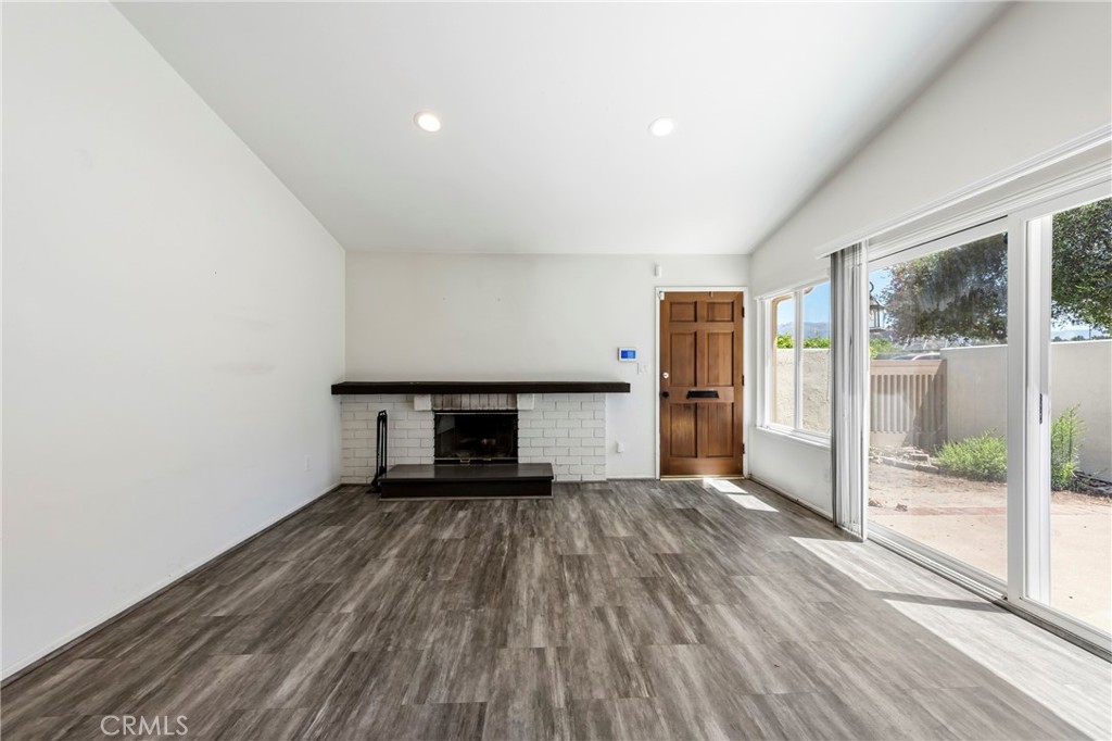 22242 Germain St 7 Property Photo 3