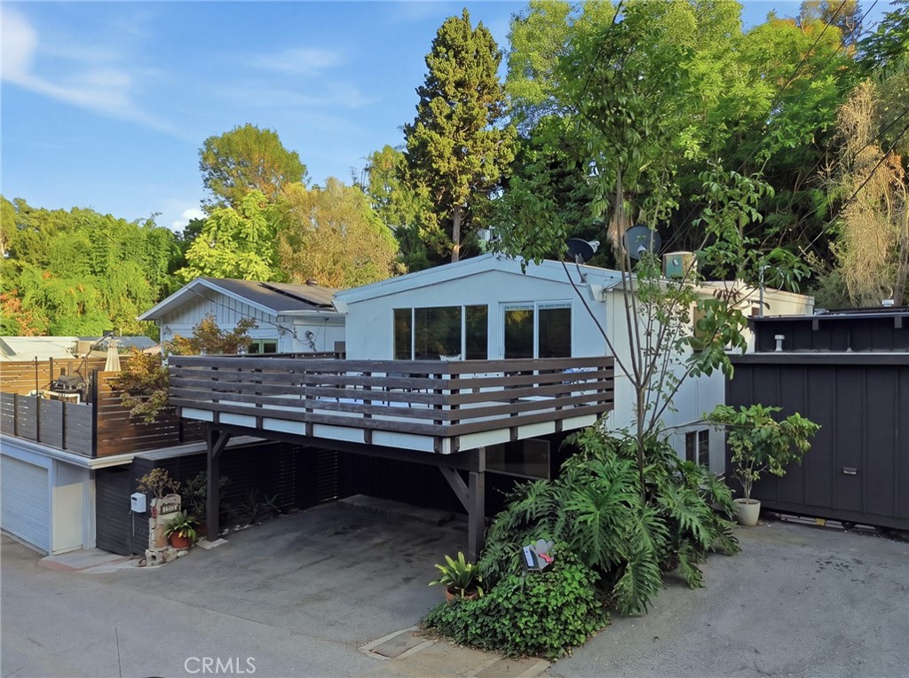 8518 Walnut Property Photo 41