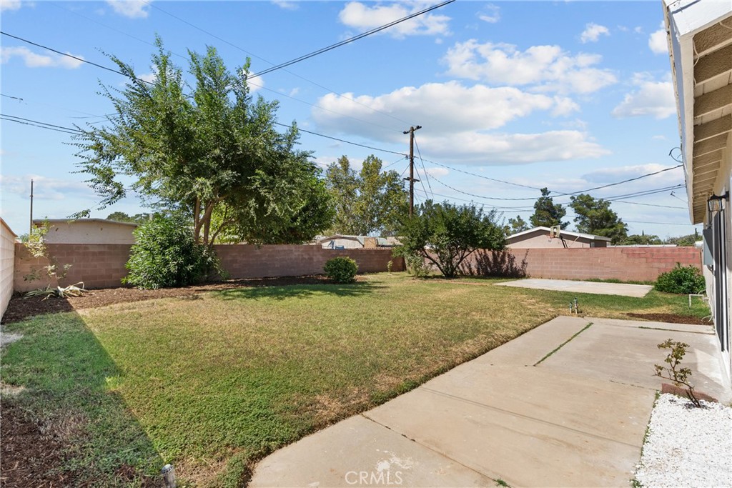 512 E Lingard Property Photo 30