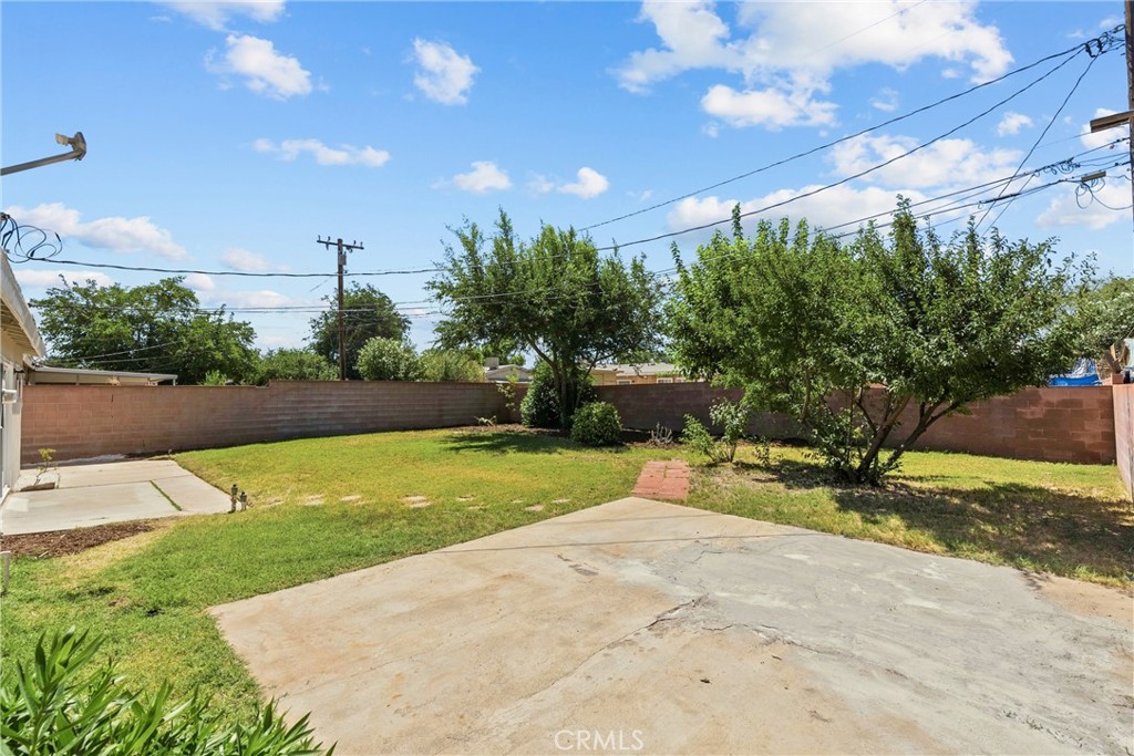 512 E Lingard Property Photo 35