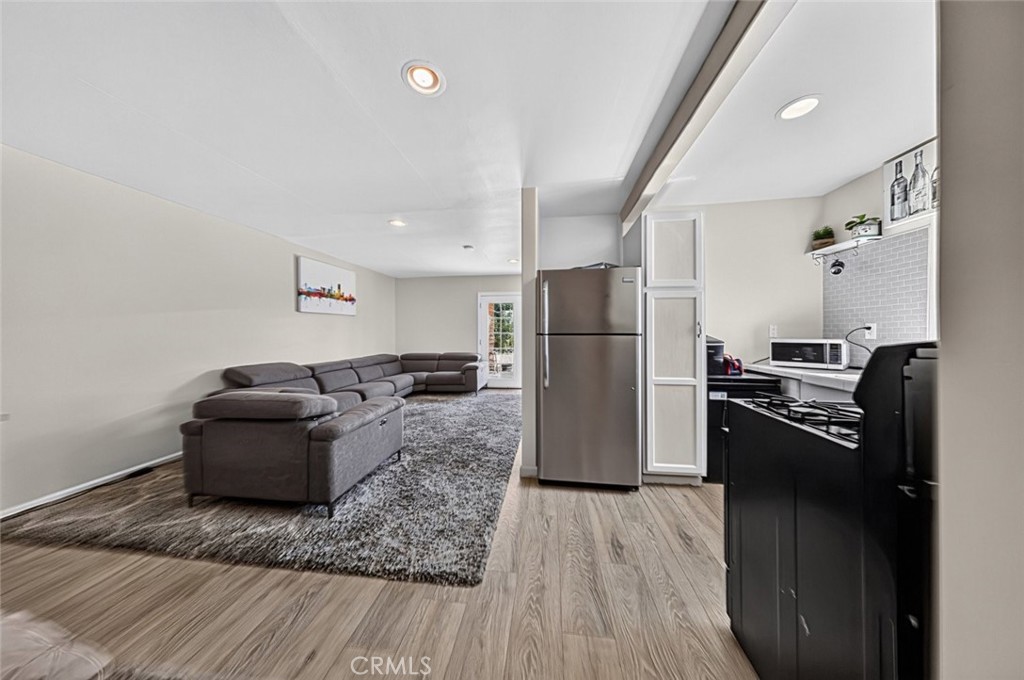 7959 Bothwell Road Property Photo 15