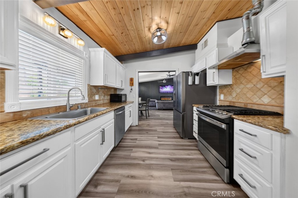 7959 Bothwell Road Property Photo 20